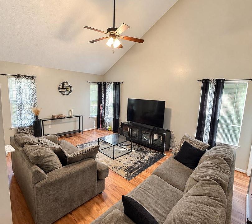 2nd image of 6632 Antelope Ct