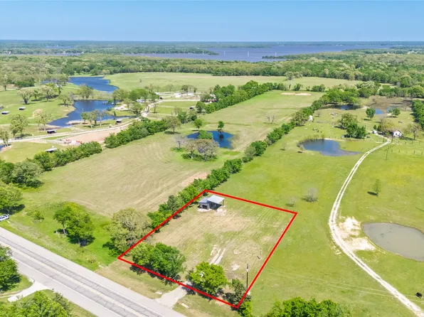 2642 N State Highway 19, Emory, TX 75440