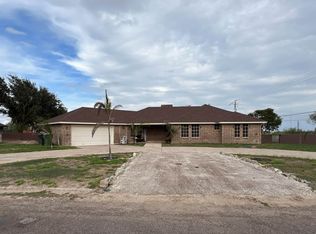 1602 2nd St, Zapata, TX 78076