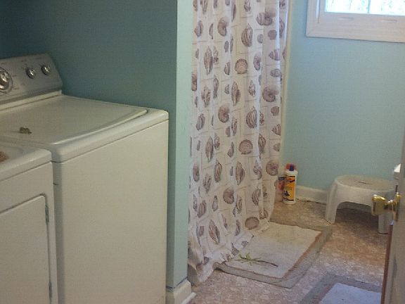 4th image of 121 Jerrica Leigh Ln