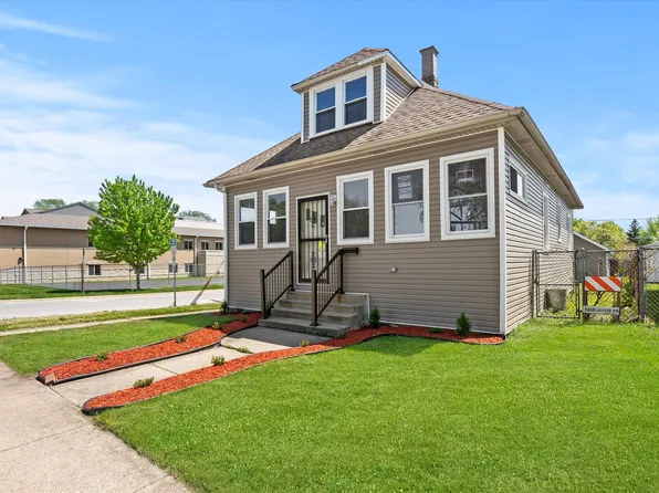 2217 Canal St, Blue Island, IL 60406