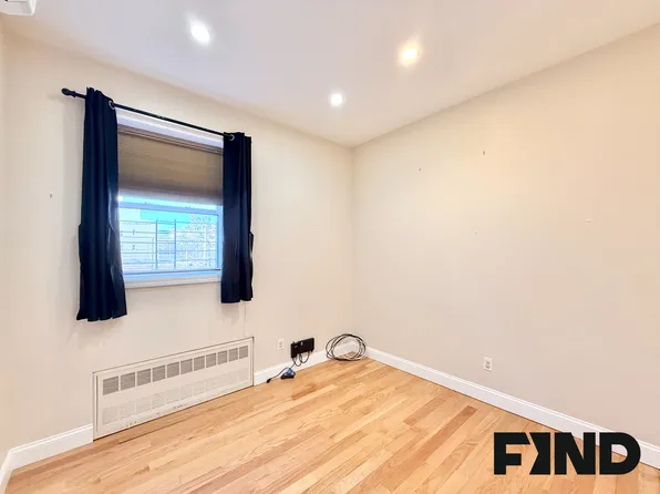 169 Sackett Street image 10 of 27