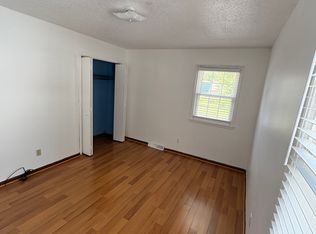 8223 E 134th Ter, Grandview, MO 64030