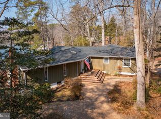 57 Swann Ct, Reedville, VA 22539