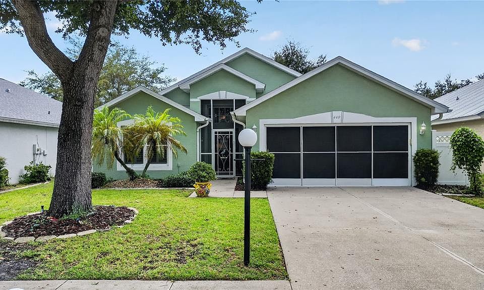 1st image of 449 ROSE APPLE CIRCLE