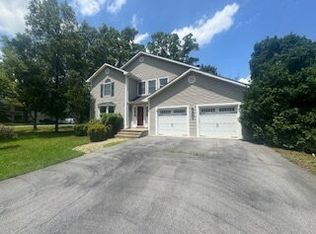 101 Jasmine Ct, Stephens City, VA 22655