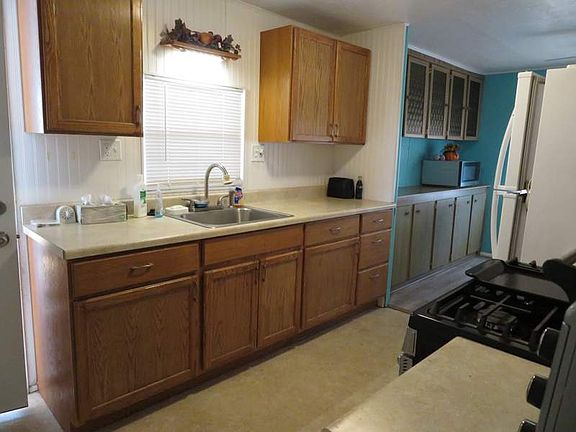 3rd image of 4065 E University Dr #240