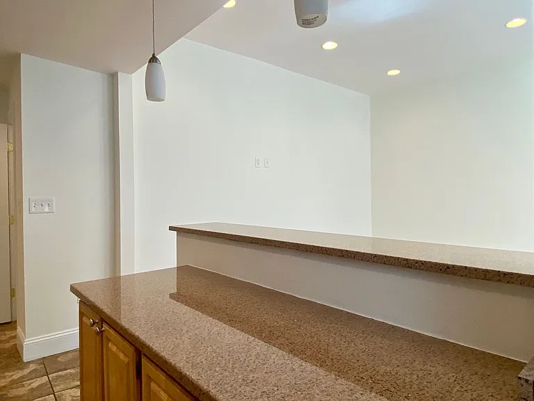 1322 Commonwealth Ave #3D — Photo 22