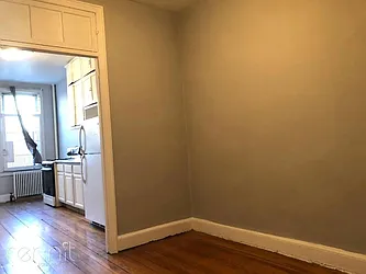 Rented by Rennit Inc.