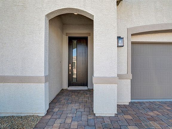 5th image of 10123 Tamberlaine Ave