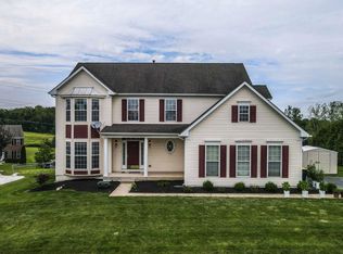 5 Upper Way Rd, Easton, PA 18045