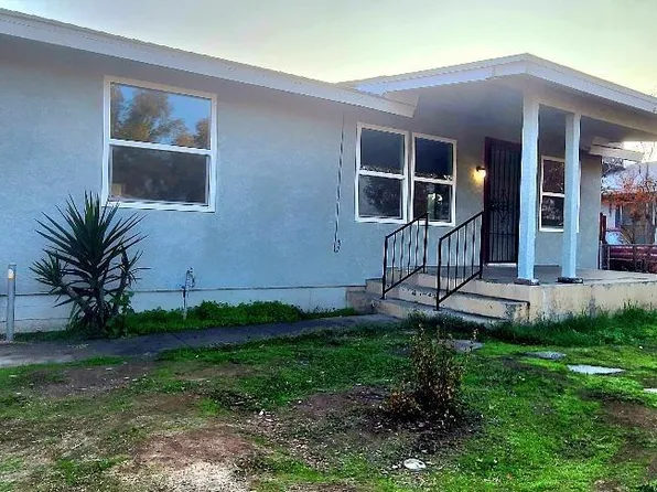 2206 E Hedges Ave, Fresno, CA 93703