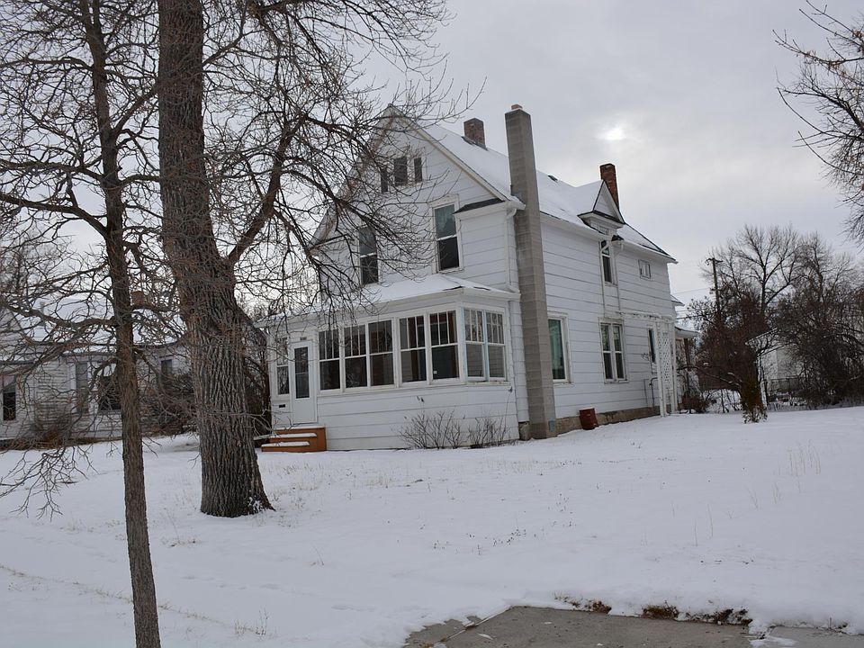 Great Falls Montana- 4 bedroom 2 bath and 2 car garage