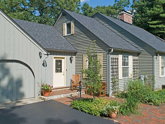 5th image of 10530 Shelley Ct