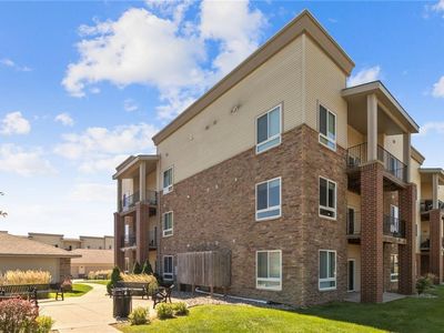 6350 Coachlight Dr Unit 2206, West Des Moines, IA, 50266