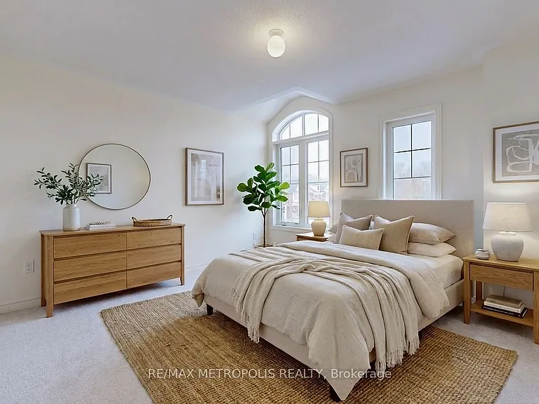 647 Fleetwood Dr — Photo 34