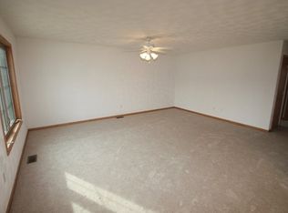 151 Yordy Rd, Morton, IL 61550