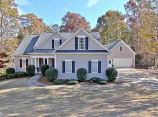 14 Summit Ridge Dr, Newnan, GA 30263