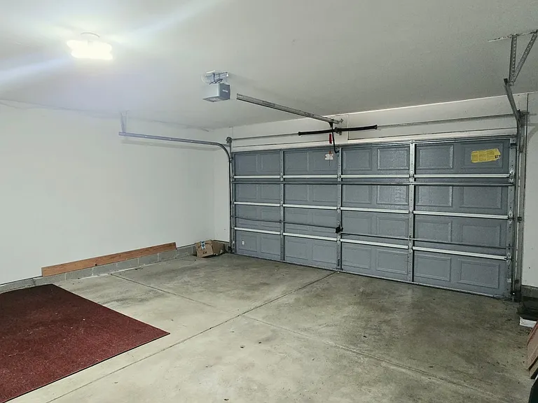 7223 Normanton Dr — Photo 43