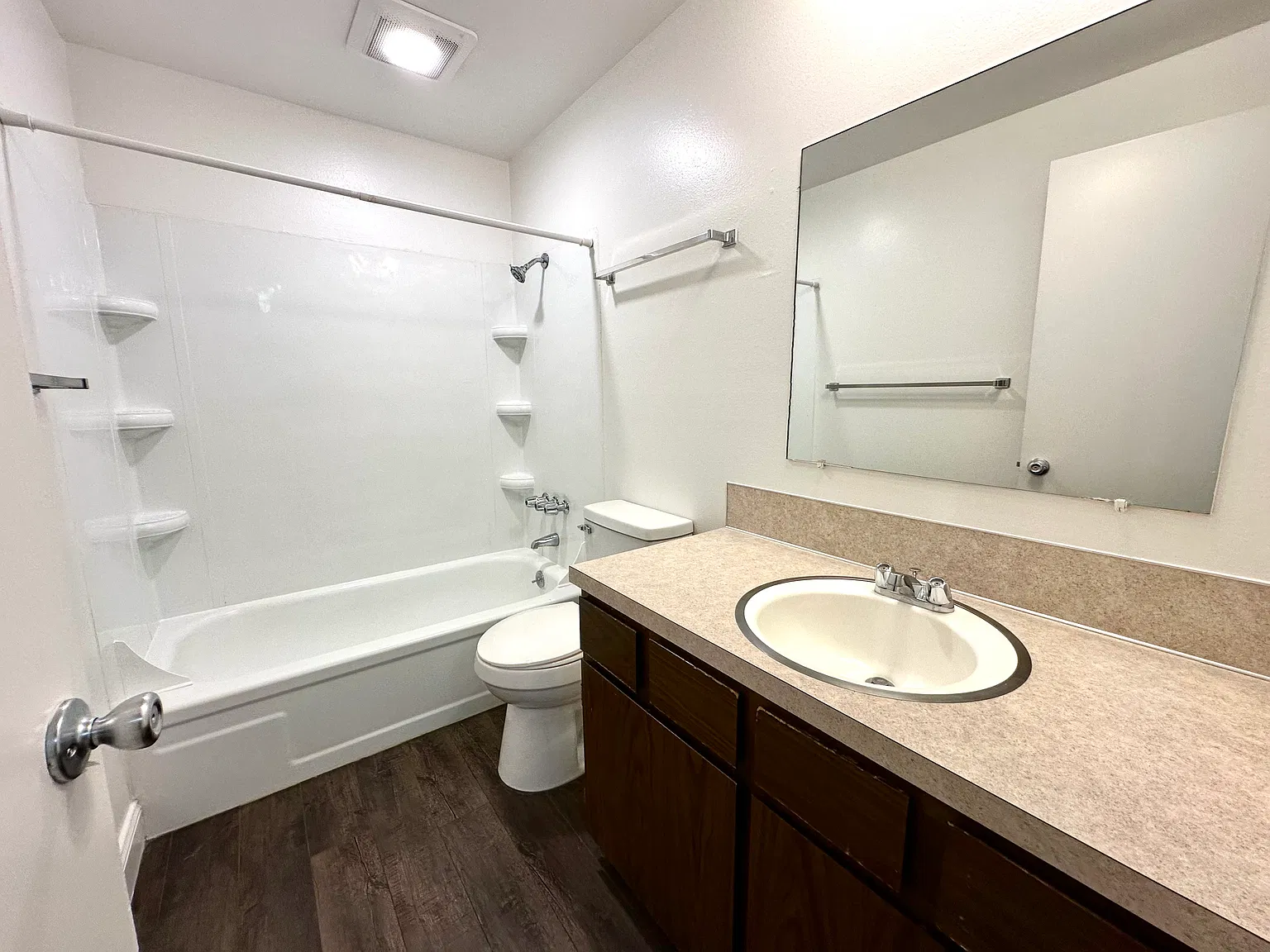2 bed, 780 sqft, $1,450 — Photo 4