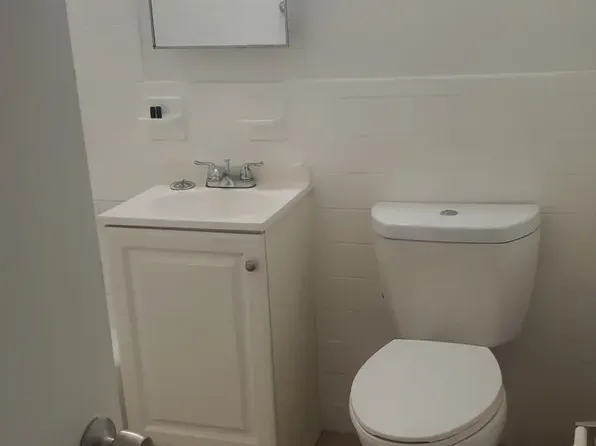5317 E St SE #744, Washington, DC 20019