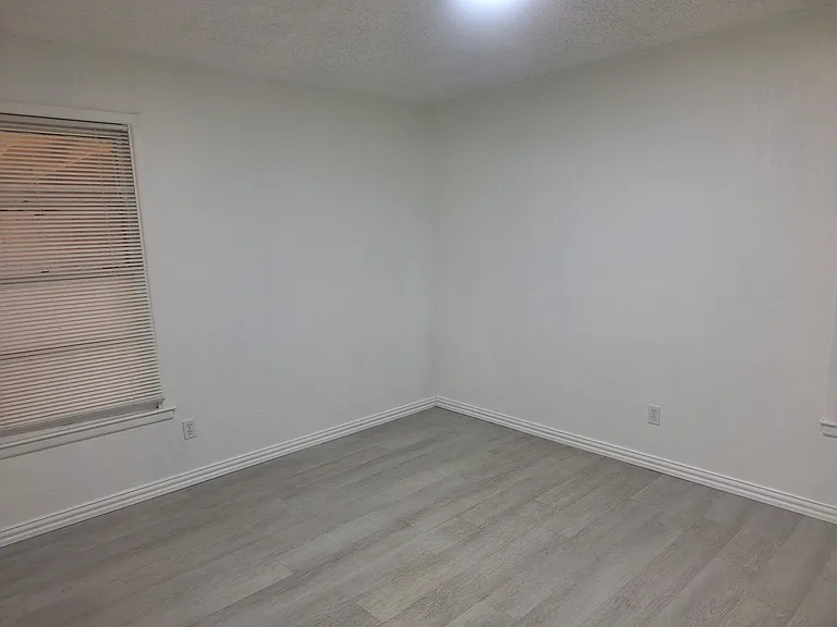 5912 Maceo Ln — Photo 13