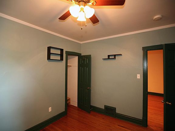 Living Room 4