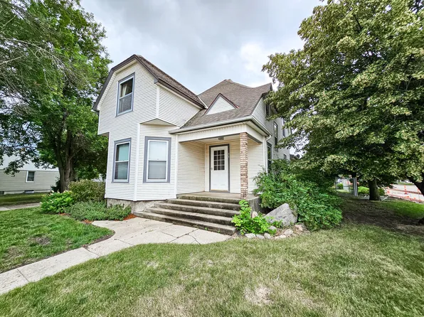 11 Grant Ave SE, Wagner, SD 57380