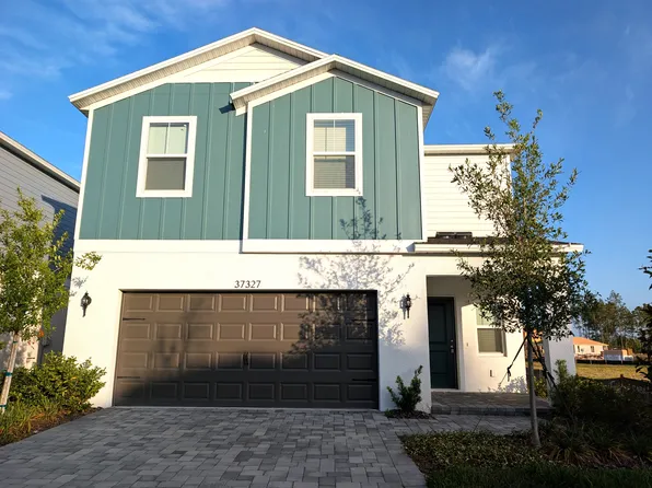 37327 Sagemoor Dr, Zephyrhills, FL 33541