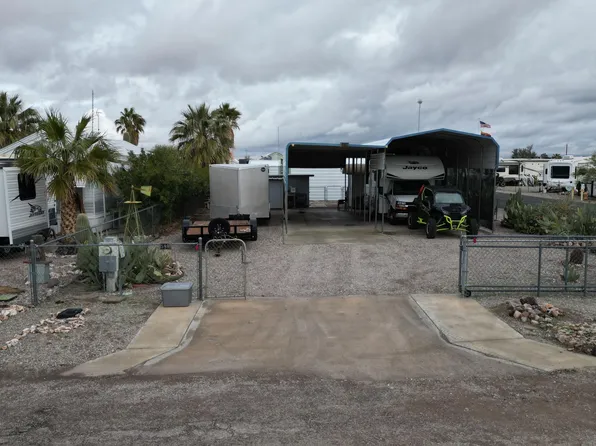 598 W Emerald Dr, Quartzsite, AZ 85346