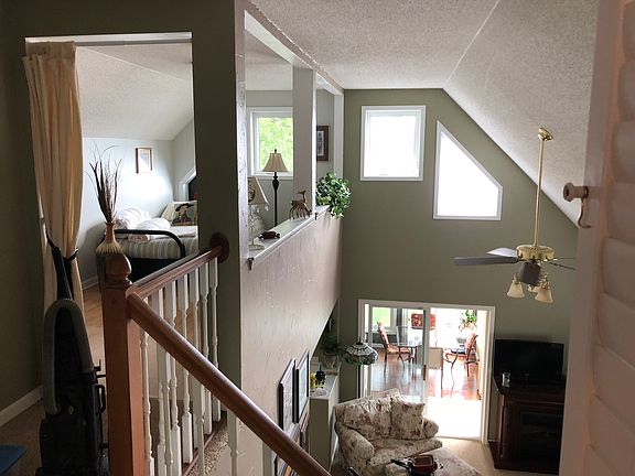 5th image of 2120 Parker Dr