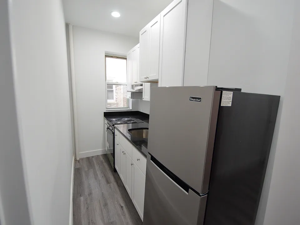 111 Peterborough St #2