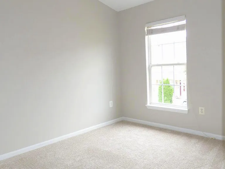 20957 Duryea Ter — Photo 19