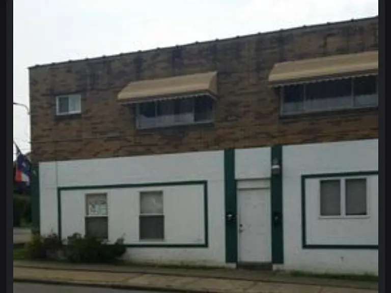 631 S Oakland Ave #201 — Photo 1