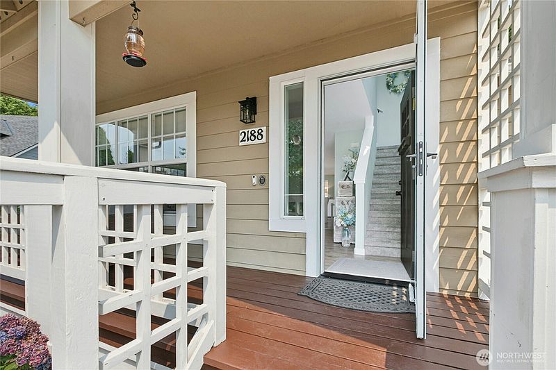 5th image of 2188 SW Sunnyside Avenue