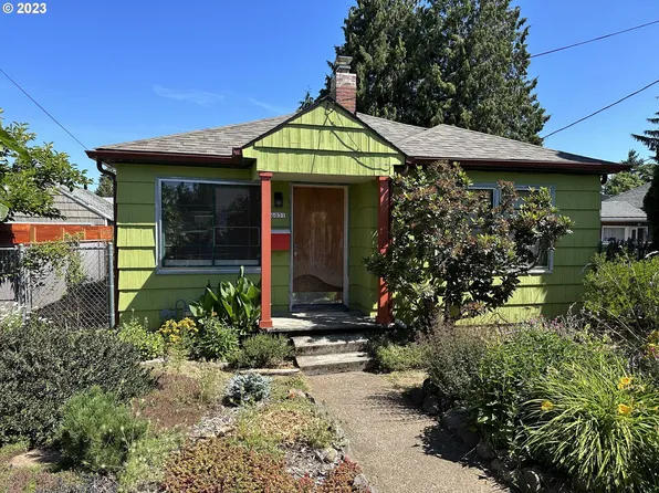6031 SE Rhone St, Portland, OR 97206