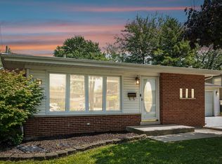 141 Grace Ln, Chicago Heights, IL
