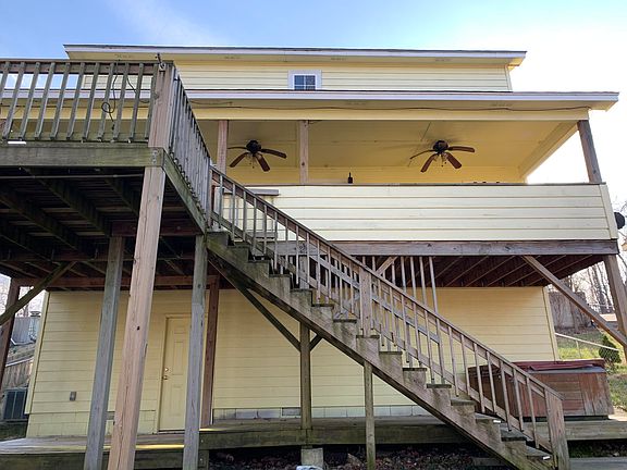 2nd image of 31260 Wildwood Dr