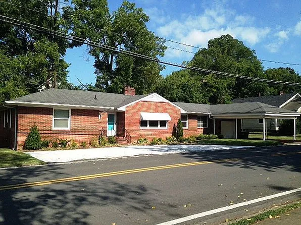 501 N Selvidge St, Dalton, GA 30720