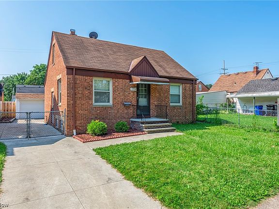 4th image of 13921 Clifford Ave