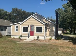 102 5th St, Old Monroe, MO 63369