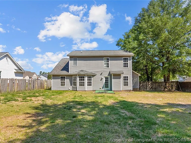 124 Hosta Dr — Photo 24