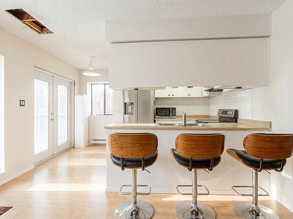 3rd image of 8168 Riel Pl