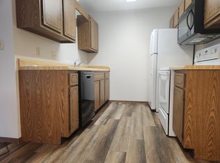 Chaplewood Apartments, Sioux Falls, SD 57110