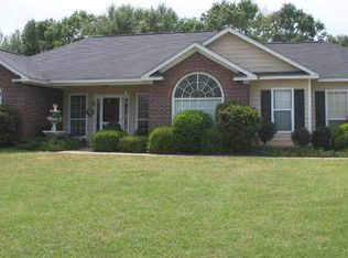 207 Saint Clair Dr, Leesburg, GA 31763