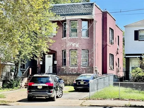 1922 John F Kennedy Boulevard image 1 of 13