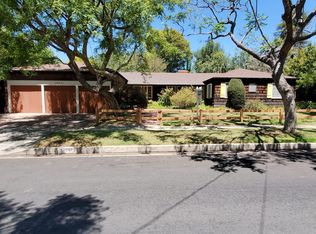 12041 Coyne St, Los Angeles, CA 90049