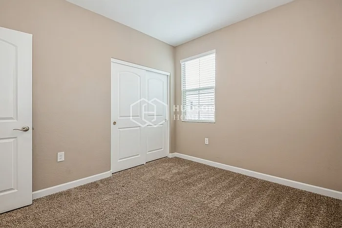 30151 W Clarendon Ave — Photo 18
