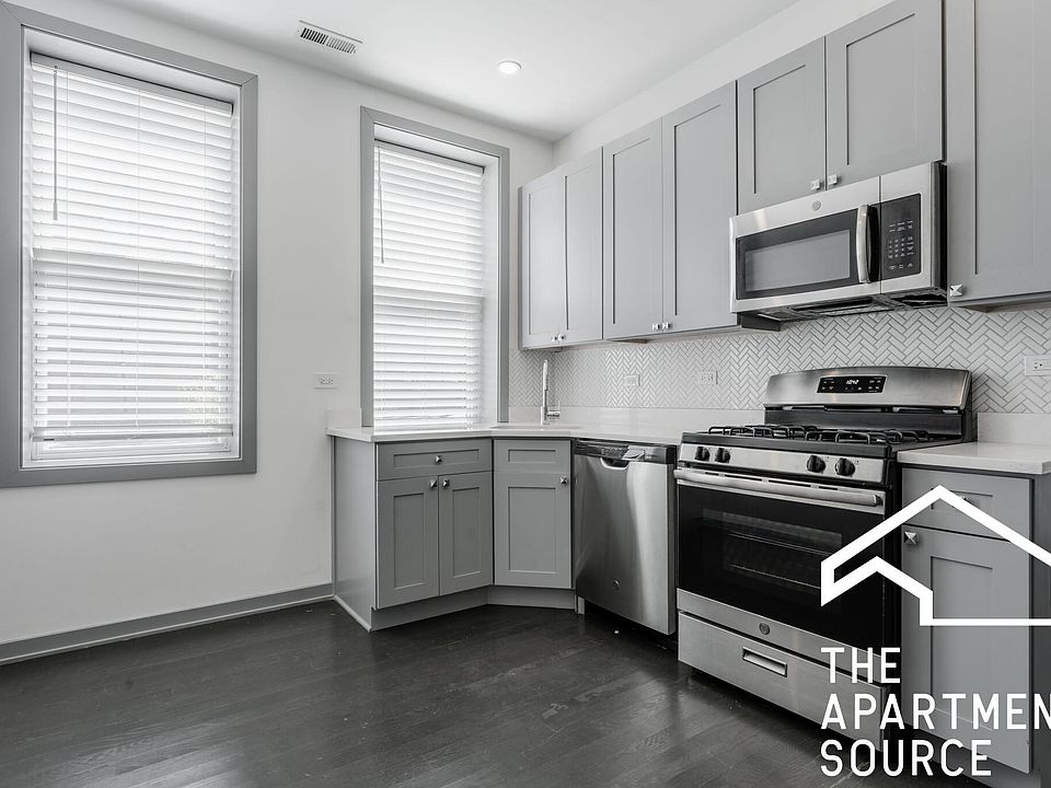 1st image of 2834 W Diversey Ave #1F