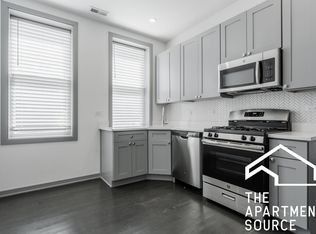 2834 W Diversey Ave #1F, Chicago, IL 60647